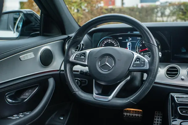 קזינו סקרץ' מניה אפליקציית Android/iOS